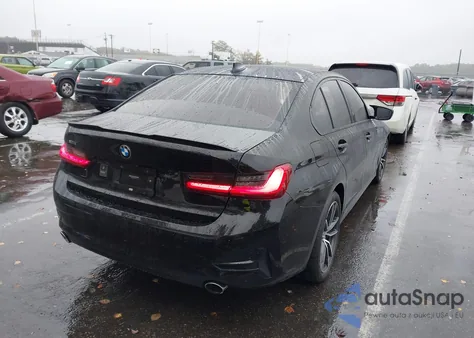 2019 BMW 330I xDrive z USA, uszkodzony, nr VIN WBA5R7C58KAJ86179